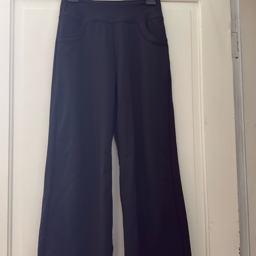 Wide leg black pants
